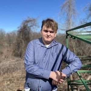 Meet your Posher, Adam